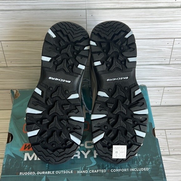 NIB Skechers Trego waterproof boots - Picture 4 of 6